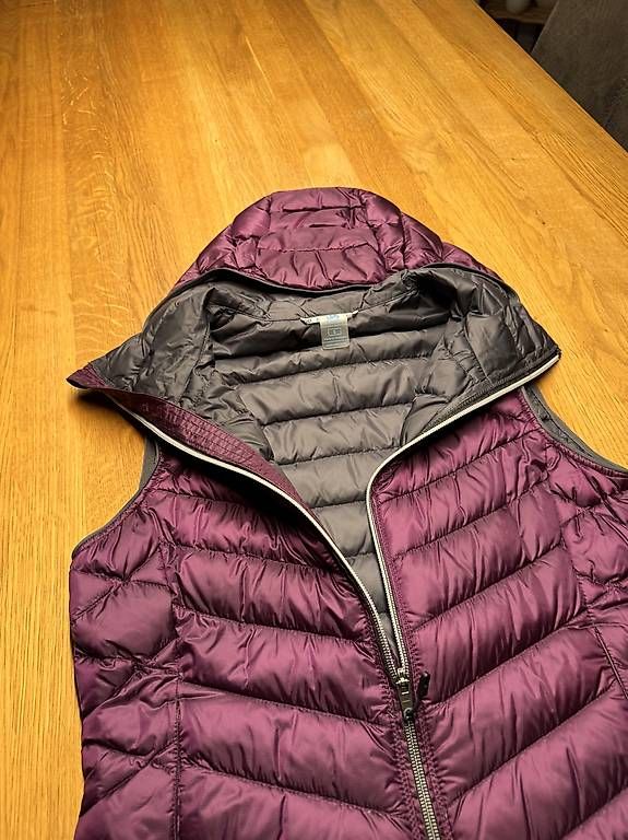 Gilets & Westen: Odlo Daunengilet Gr. S – Gebraucht aus Ried b. Kerzers von Andle_74 2