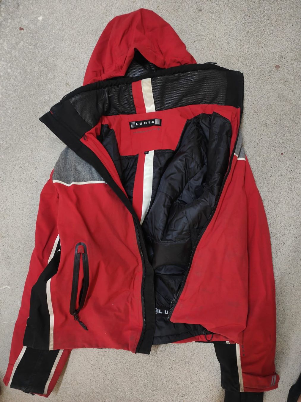 Nordica Sci: Skiing set, includes skis, boots, poles, helmet,visor,jacket – Usato da Zürich venduto da jon_zz7j 3