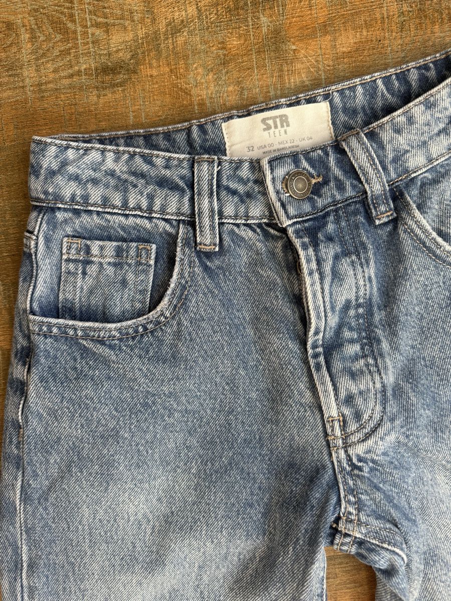 Stradivarius Jeans: Stradivarius Jeans Gr. 32 – Usato da Lachen SZ venduto da zsucard 1