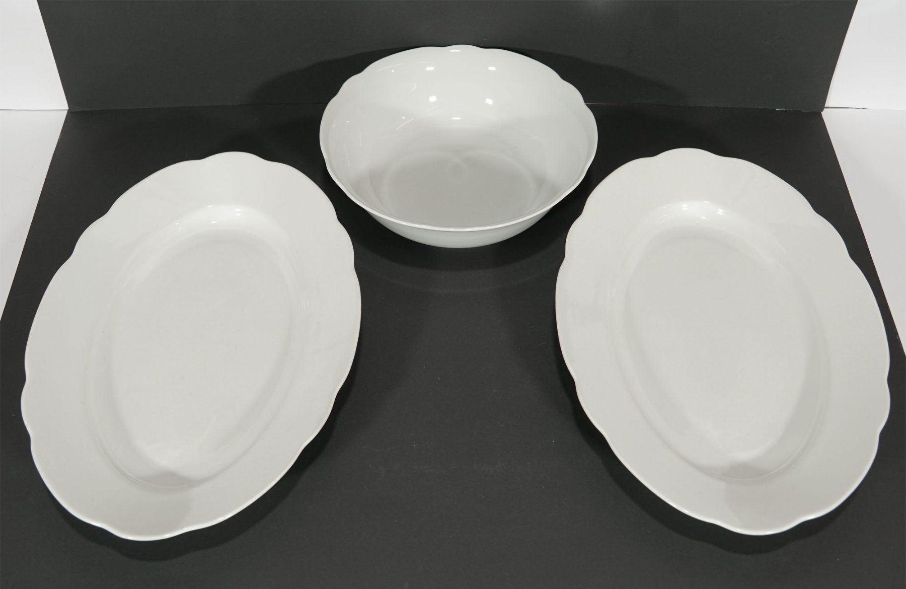 Set di piatti: Paar ovale Fleischplatte und 1 Schale – Usato da Meggen venduto da Trouvaillen 2
