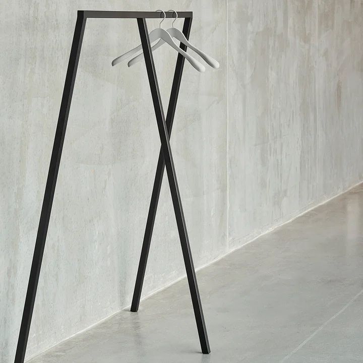 Hay Garderobe: HAY - Loop Stand Garderobe – Gebraucht aus Thun von Schuetz