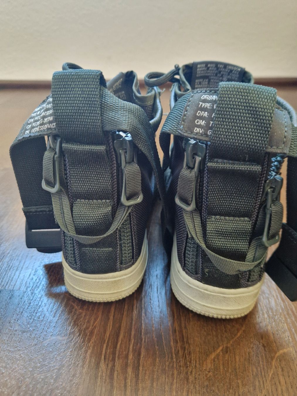 Nike Scarpe da uomo: Nike SF Air Force 1 / Gr. 39 – Usato da Zürich venduto da diekorni4 4