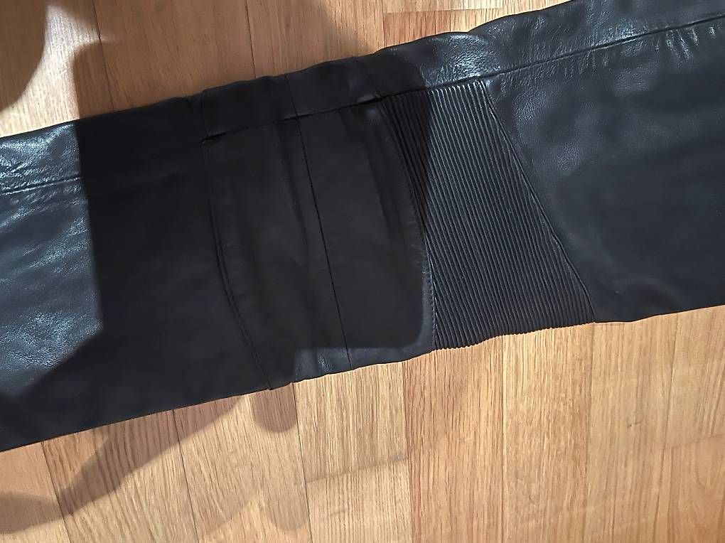 Pantalons: Lederhose gr.34 – D'occasion à Möriken AG par Marisa043 2
