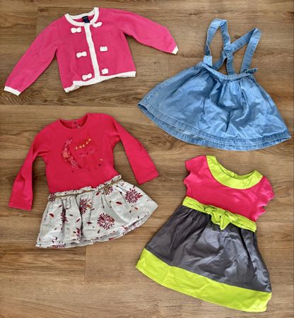 Mädchen Kleiderpaket, 54tlg., Gr. 18-24M (86)!!!