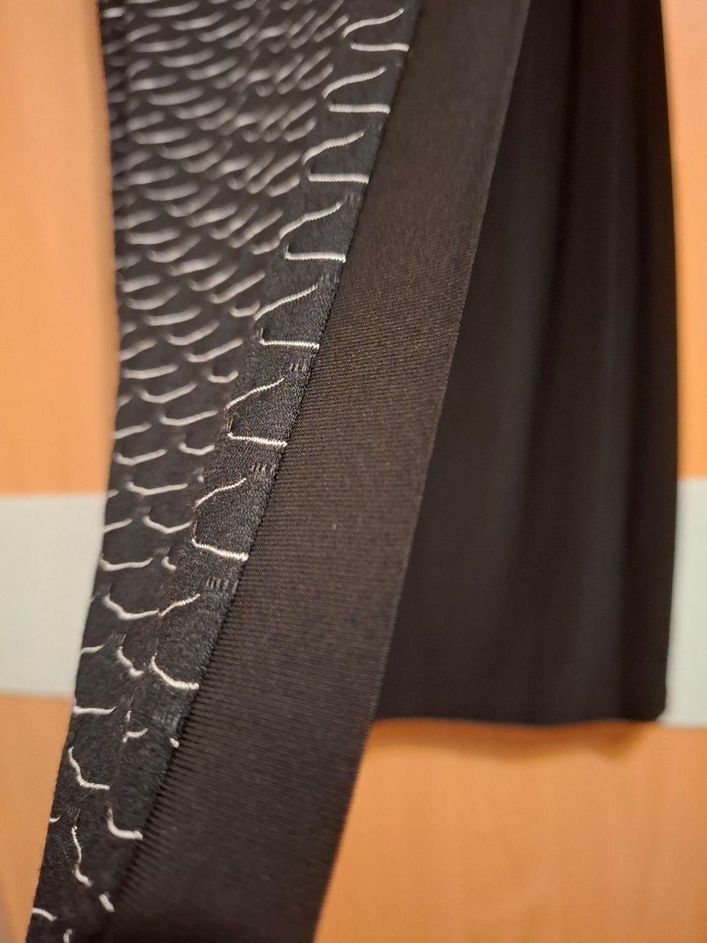 Kleider: Elegantes Kleid schwarz/weiss – Neu (gemäss Beschreibung) aus Solothurn von sweyla21 2