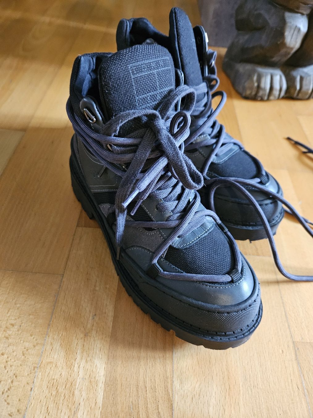 Tommy Hilfiger Scarpe da donna: Tommy Hilfiger Stifelette/Gr 40 – Usato da Baar venduto da BlackCat_13