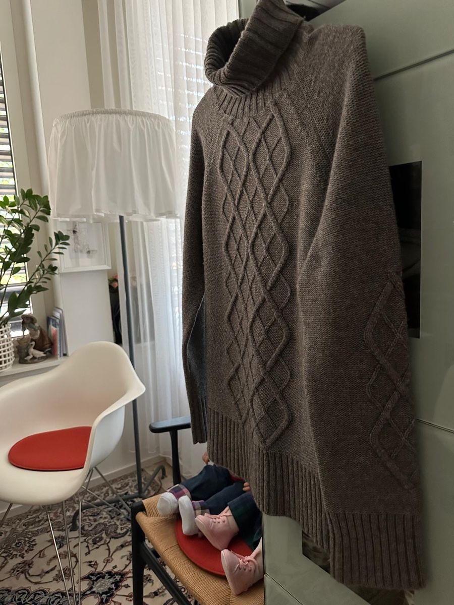 Max Mara Maglioni & Felpe: 's MaxMara Rollkragenpullover – Nuovo (secondo la descrizione) da Binningen venduto da Yuliya15 1