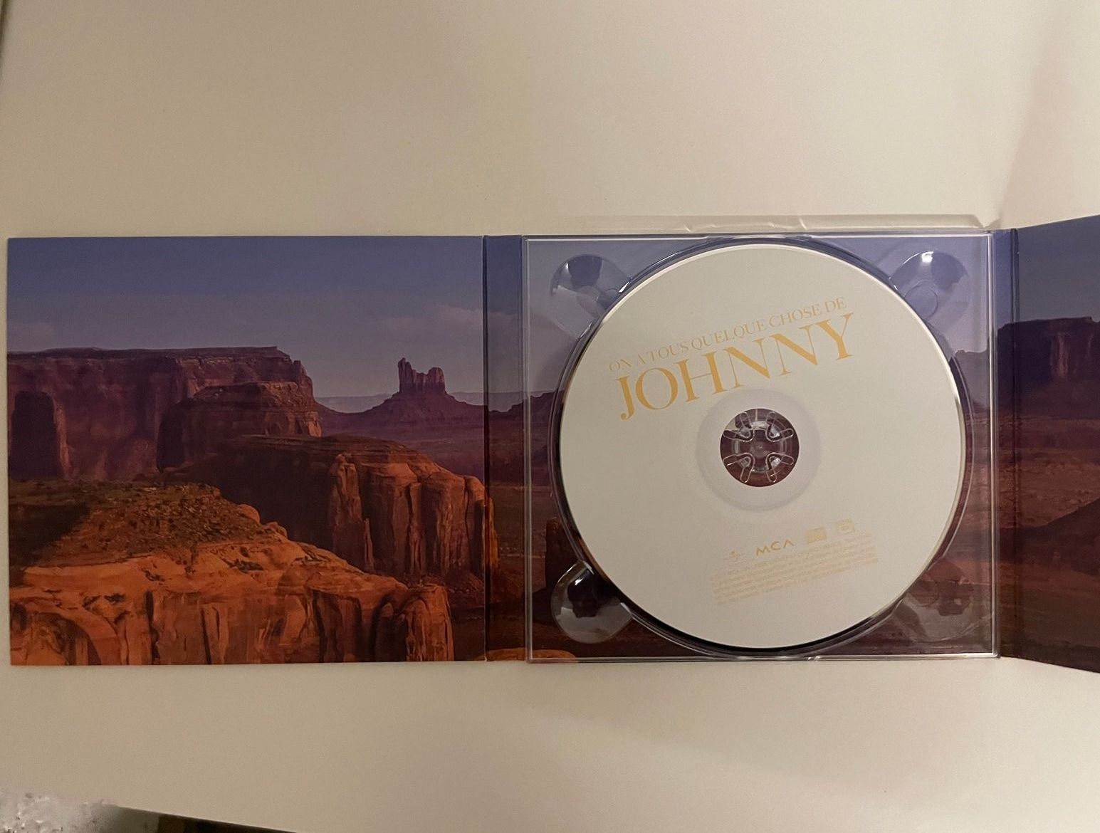 CD: Johnny Cash CD – Nuovo e nell'imballaggio originale da St Gallen venduto da Giidi