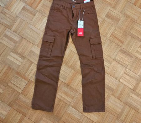 Neu Cargohose S.Oliver Gr. 140