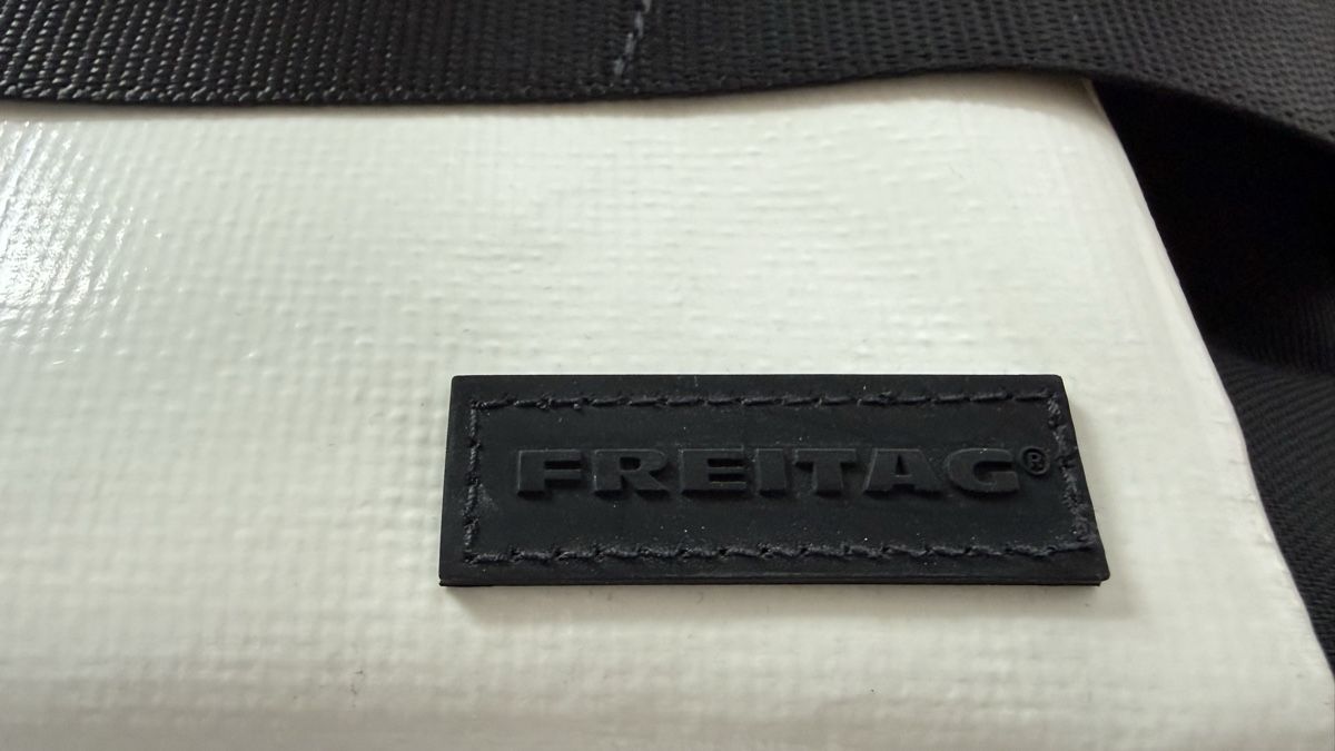 Freitag Borse: FREITAG F670 WARREN – Nuovo (secondo la descrizione) da Arzier-Le Muids venduto da cin_ldd2 1