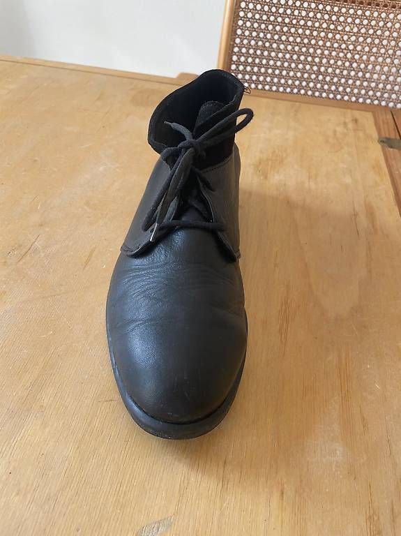 Scarpe da donna: VELT Lederstiefel – Usato da Basel venduto da dom_s5lg 2