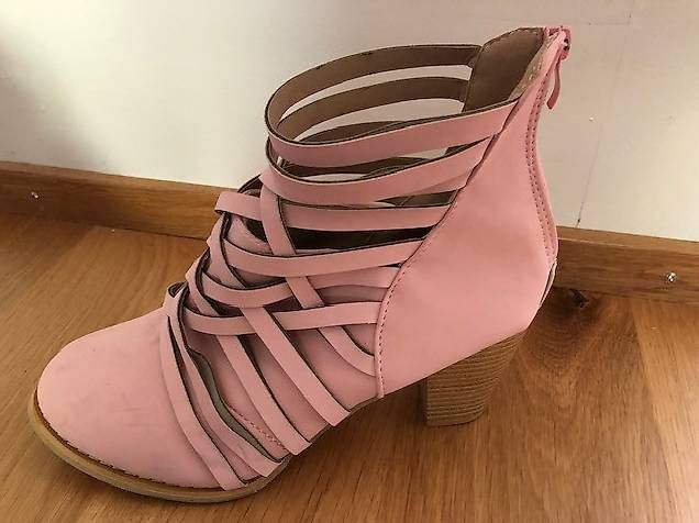 Scarpe da donna: Schöne Pumps NEU – Usato da Luzern venduto da Lu66 1