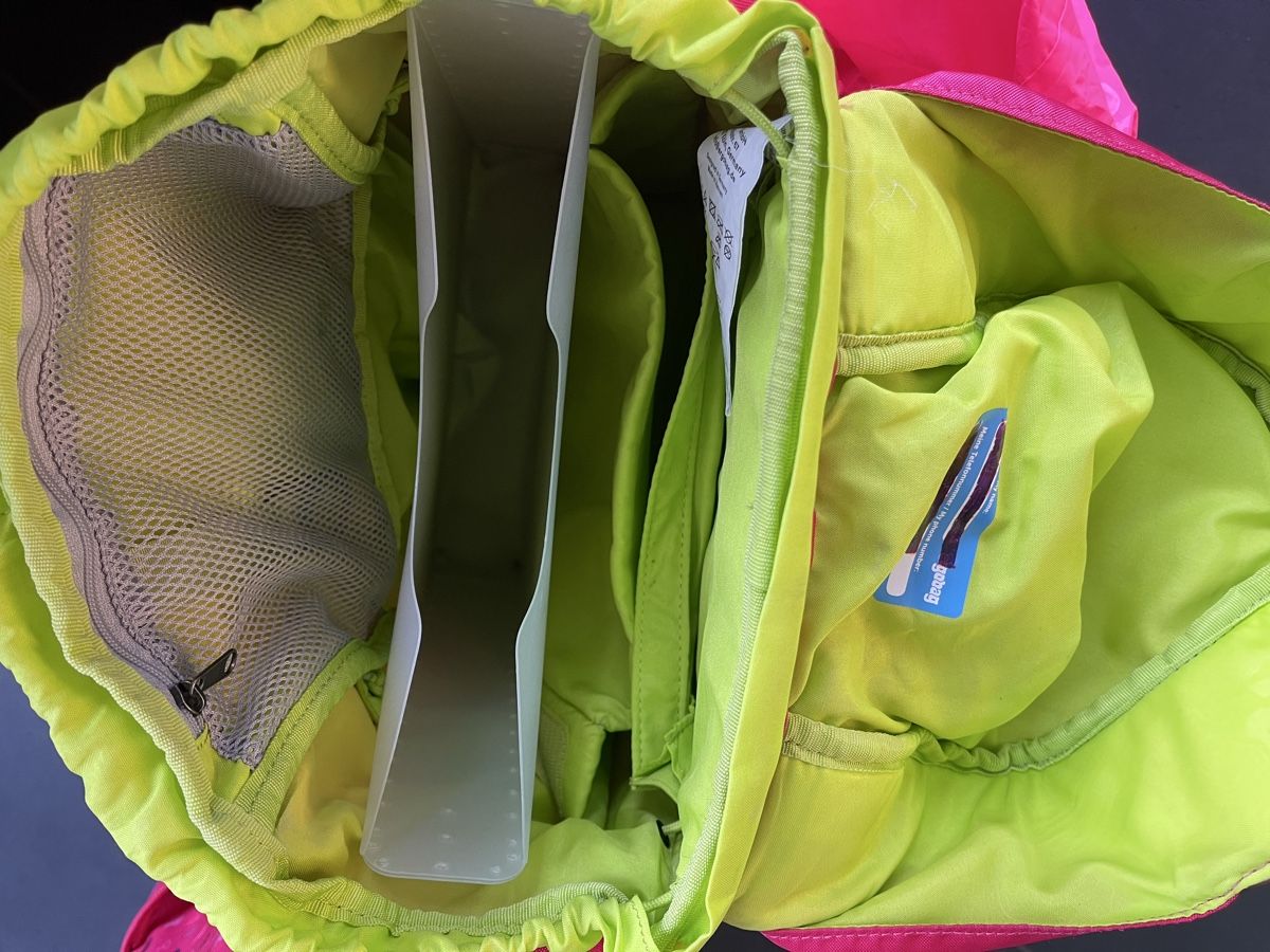 Ergobag Borse & Zaini: Ergobag Schulrucksackset mit Regenschutz und Turnrucksack – Usato da Feldbrunnen venduto da cleo09 2