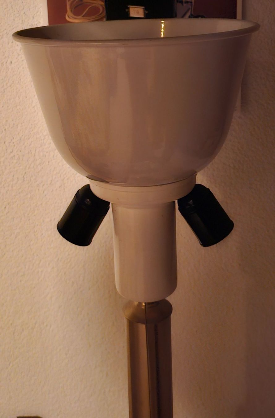 Lampade: Lampe mit Messingsockel – Usato da Herzogenbuchsee venduto da Numis25 2