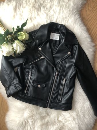 Coole Zara Mädchen Kunstlederjacke Gr. 122 *neu*