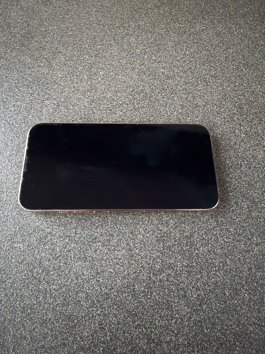 Apple Telefoni cellulari / Smartphones: iPhone 13 Pro Gold 256GB – Usato da Ebikon venduto da bravo_bravo 1