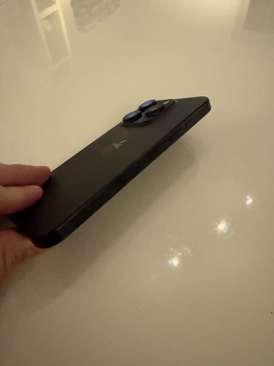 Apple Telefoni cellulari / Smartphones: iPhone 16 pro 512 GB black – Usato da Grenchen venduto da andrew85 2