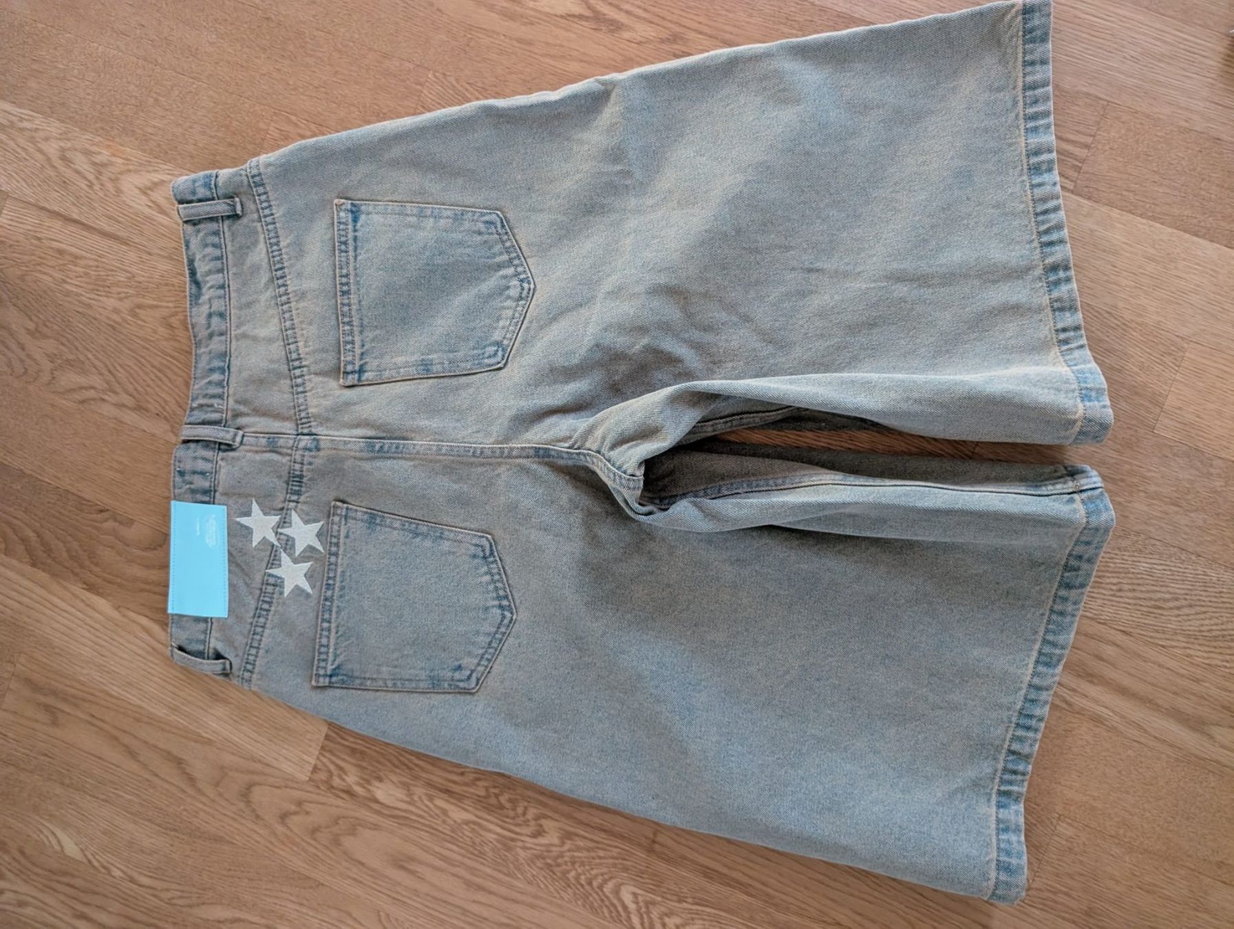 Scuffers Hosen: 3/4 Shorts Scuffers – Neu und originalverpackt aus Erlinsbach SO von nic_bs9r