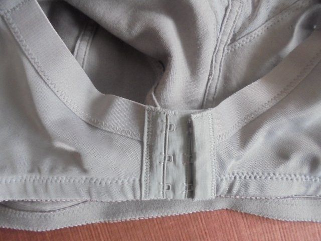 Altra biancheria intima: BH Gr. 120 Lavendel mit Spitze – Nuovo (secondo la descrizione) da Hinwil venduto da Glasperlen 5