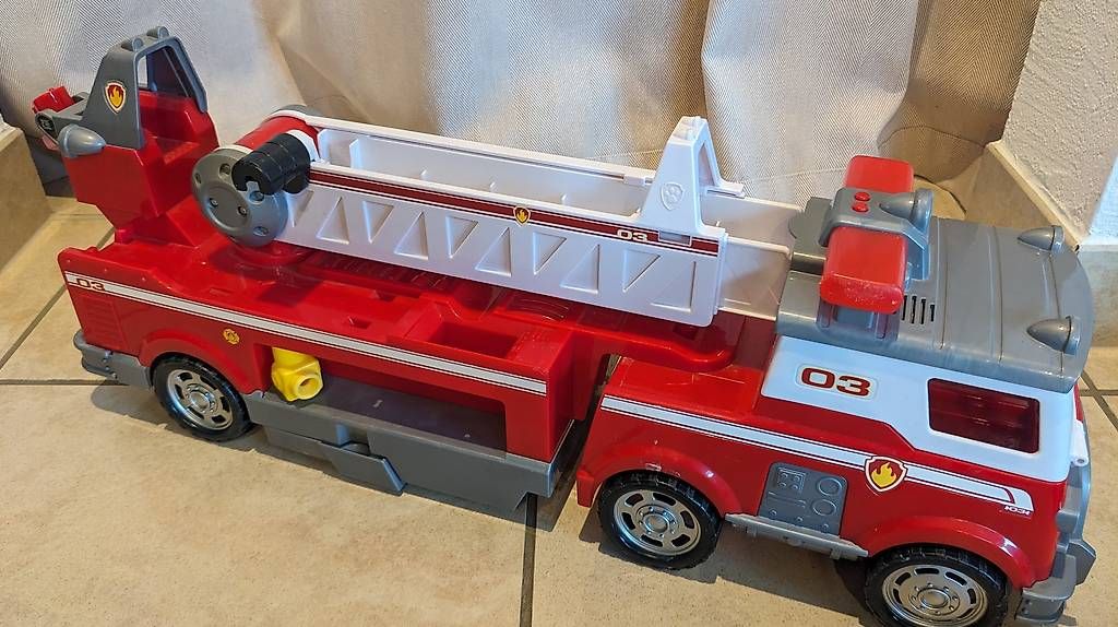 Spielzeuge: Paw Patrol Feuerwehrauto – Gebraucht aus Möhlin von chrisscat 2