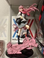 Figurine zéro two 1/6 écolière