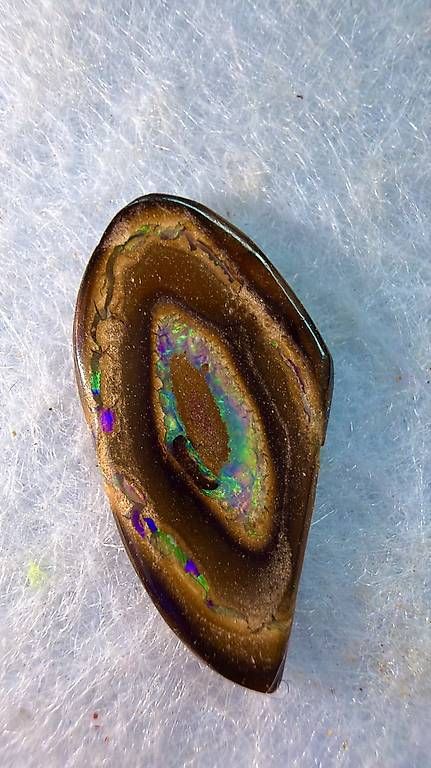 Edelsteine: Opalnuss 2.5ct – Gebraucht aus Wigoltingen von SANDROPAL
