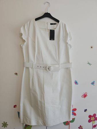 Robe blanche Mango neuve, taille XXL - Élégante et stylée