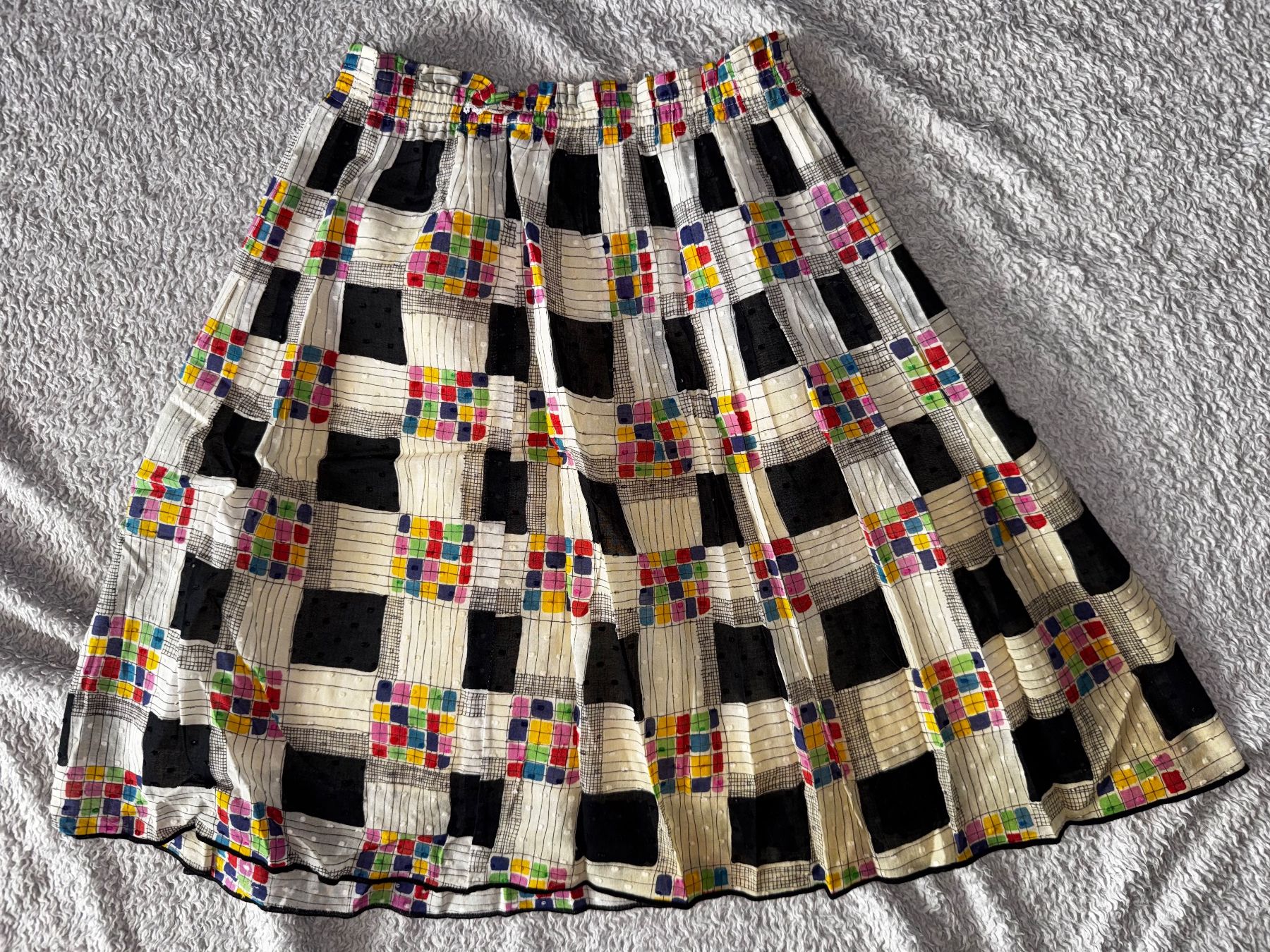 Kleider: Jupe vintage viva Frida gr. S – Gebraucht aus Ovronnaz von Etagne68