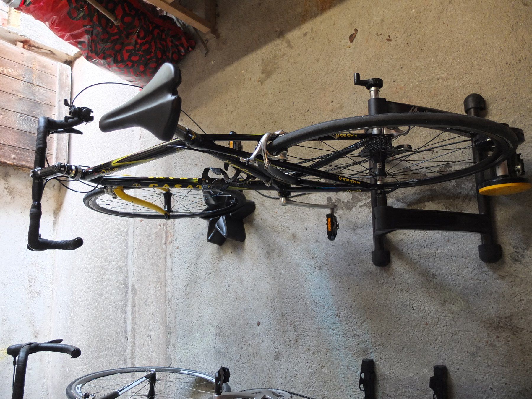 Biciclette: Rennvelo Casati mit Rollentrainer – Usato da Stadel (Winterthur) venduto da Heroravioli 8