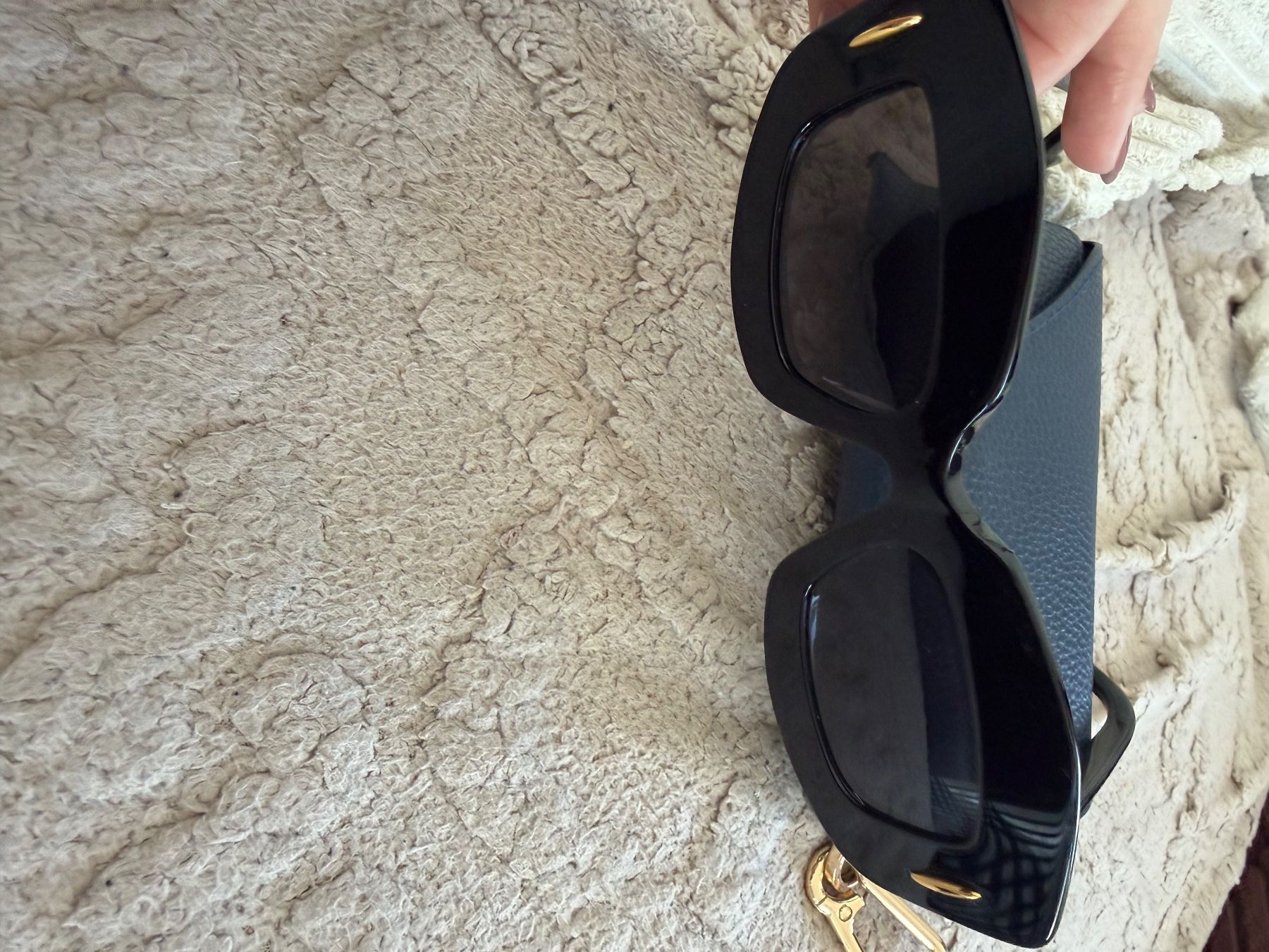 Loewe Occhiali & Lenti: Lunettes de soleil LOEWE – Usato da Marin-Epagnier venduto da Cris_Tina_Elena_26 4