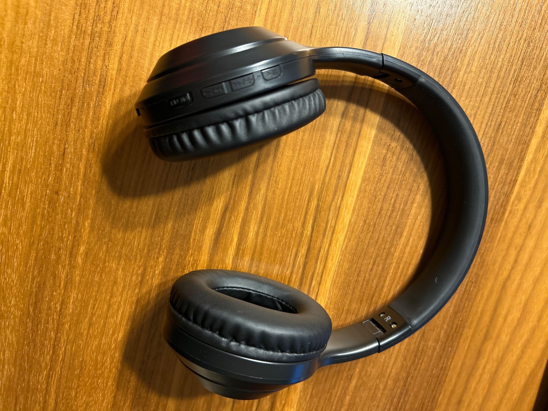 Lenovo Cuffie: Lenovo Over Ear Kopfhörer – Usato da Anglikon venduto da Liveli569
