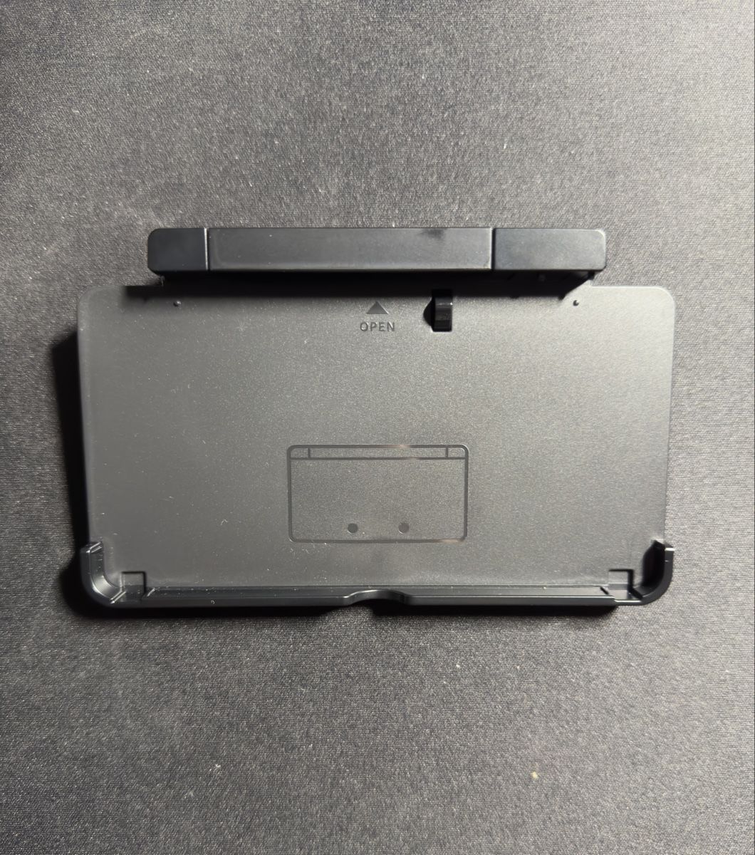 Nintendo Console: Nintendo 3DS - Red – Nuovo (secondo la descrizione) da Horgen venduto da ric_tz6s 3