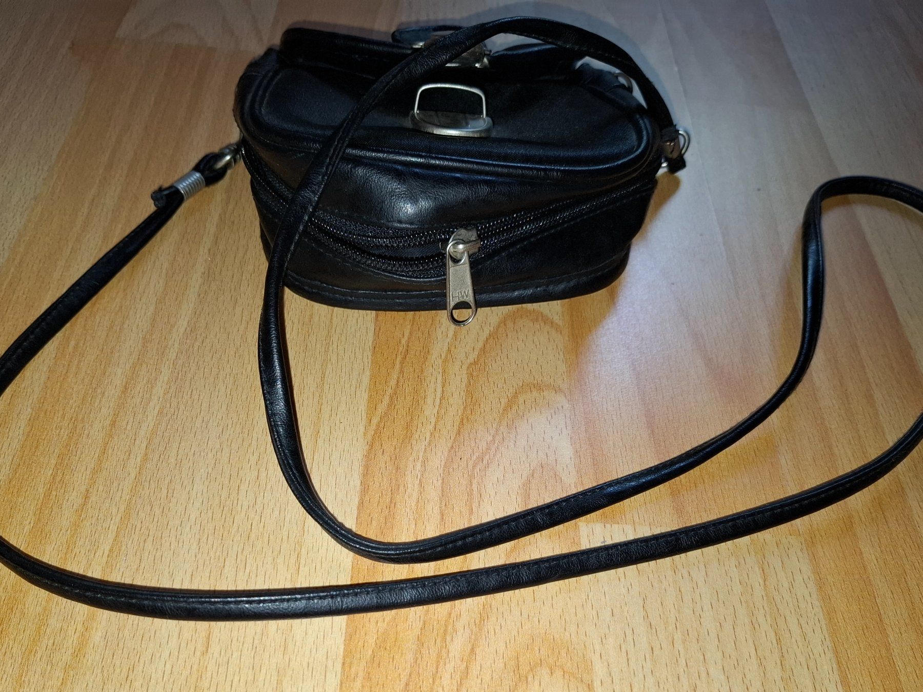 Sacs femmes: Kleine Handtasche Adriano – D'occasion à st.gallen par mona3 1
