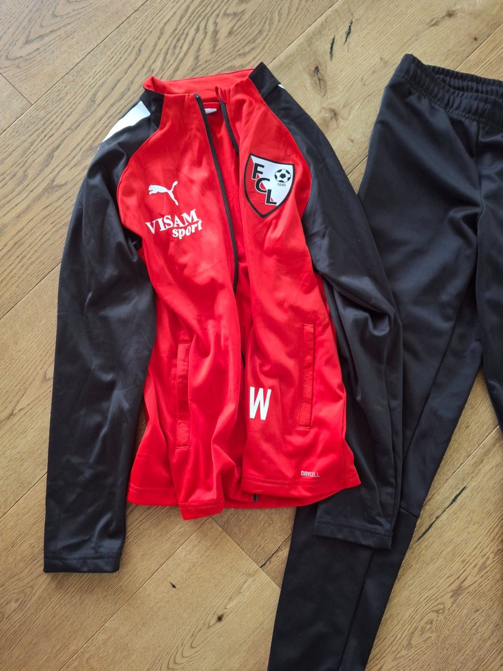 Puma Trainer, Turnhosen & -trikots: FC Liestal Trainer komplett – Gebraucht aus Seltisberg von joya9 1