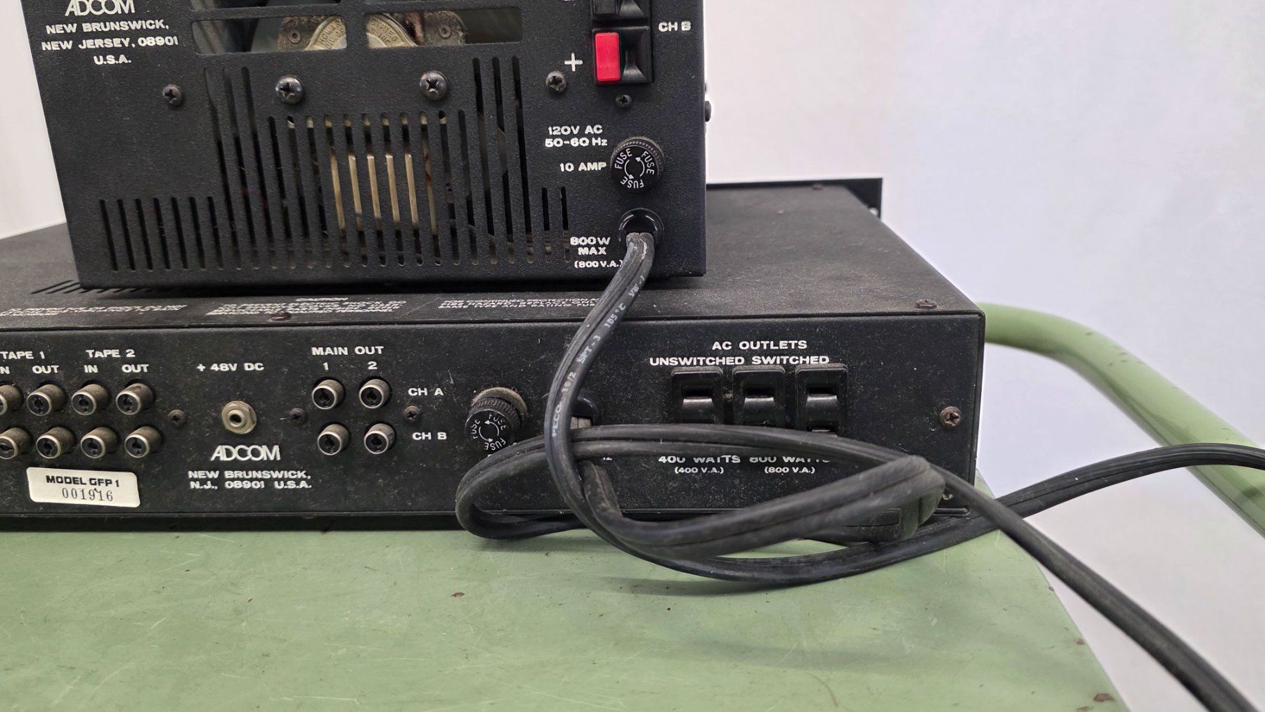 Amplificatori: ADCOM GFP-1 & GFA-1A mit Trafo - Ref. 08/15 – Usato da Au ZH venduto da BrockiAu 9