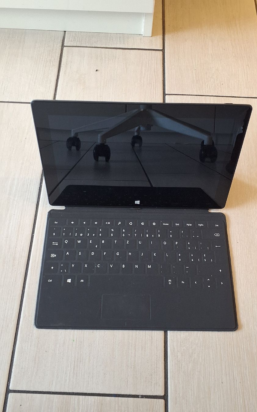Microsoft Notebook: old Microsoft surface ink kabel – Usato da Zürich venduto da Whatsthehack 1
