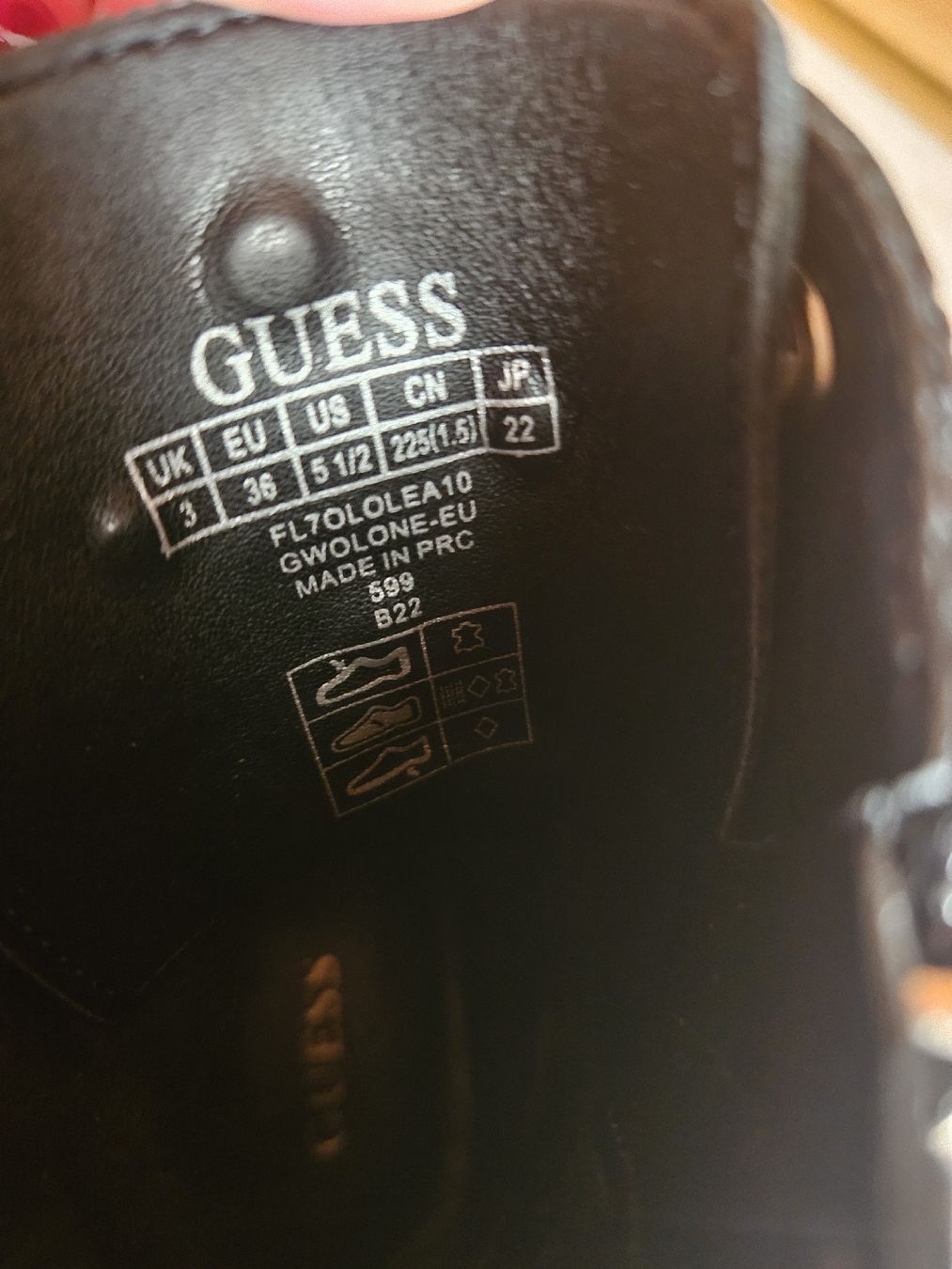 Guess Scarpe da donna: Guess Schnürstiefel Schwarz Grösse 36 – Usato da Wohlen AG venduto da ttdaniela 2