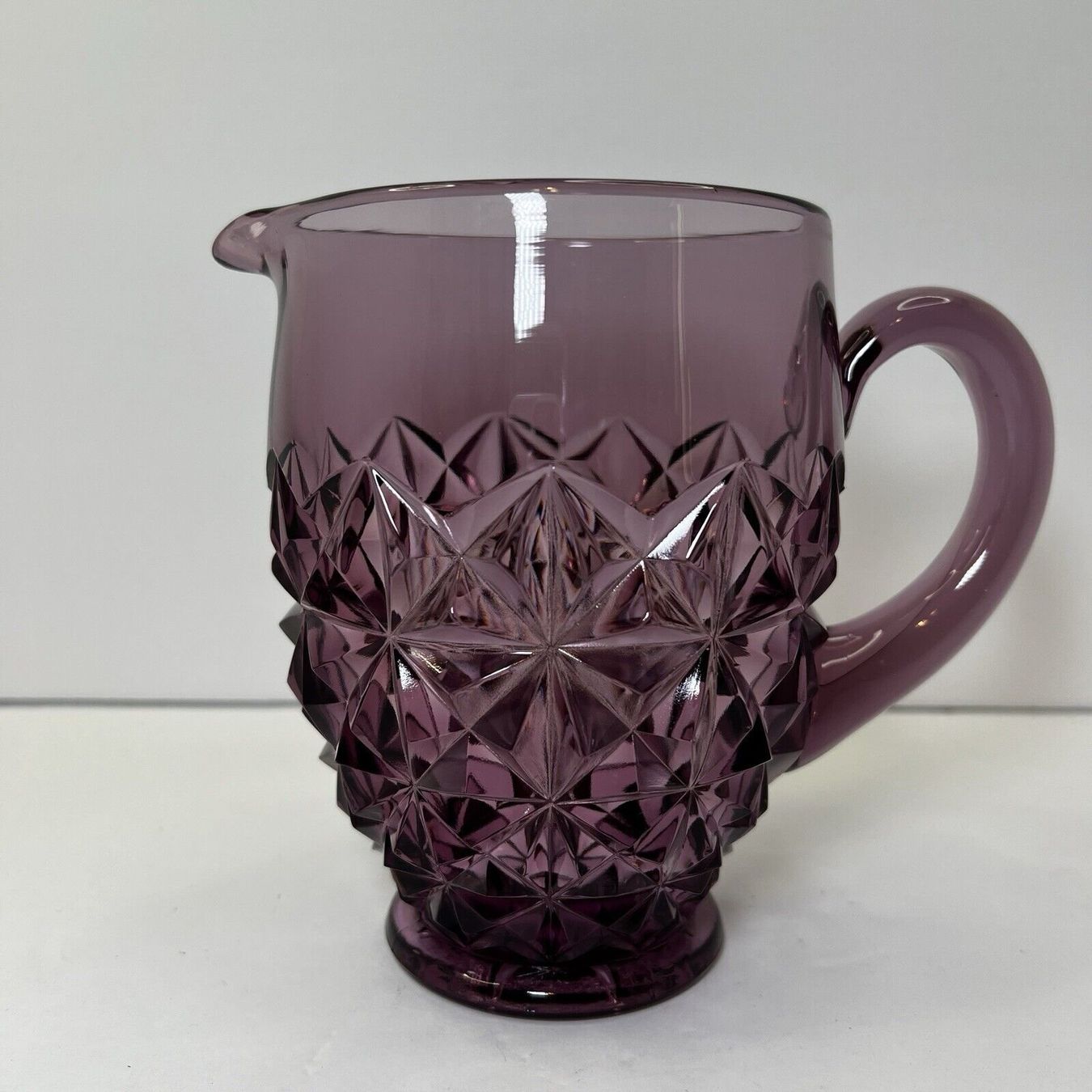 Caraffe: Glaskrug Violett Lila Glas Krug Karaffe – Usato da Wernetshausen venduto da fahrradohnebremsen