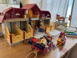 Playmobil Reiterhof Set mit Zubehör gebraucht gut erhalten