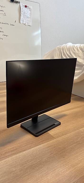 Monitor: Lenovo Bildschirm – Usato da Basadingen venduto da ETOlias