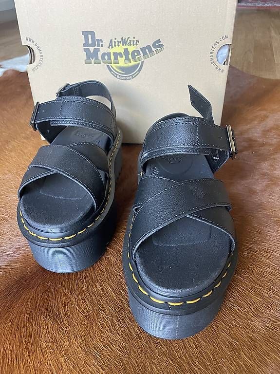 Scarpe da donna: Dr.Martens Plateau Voss II Quad – Usato da Wil SG venduto da sab_rn7l 2