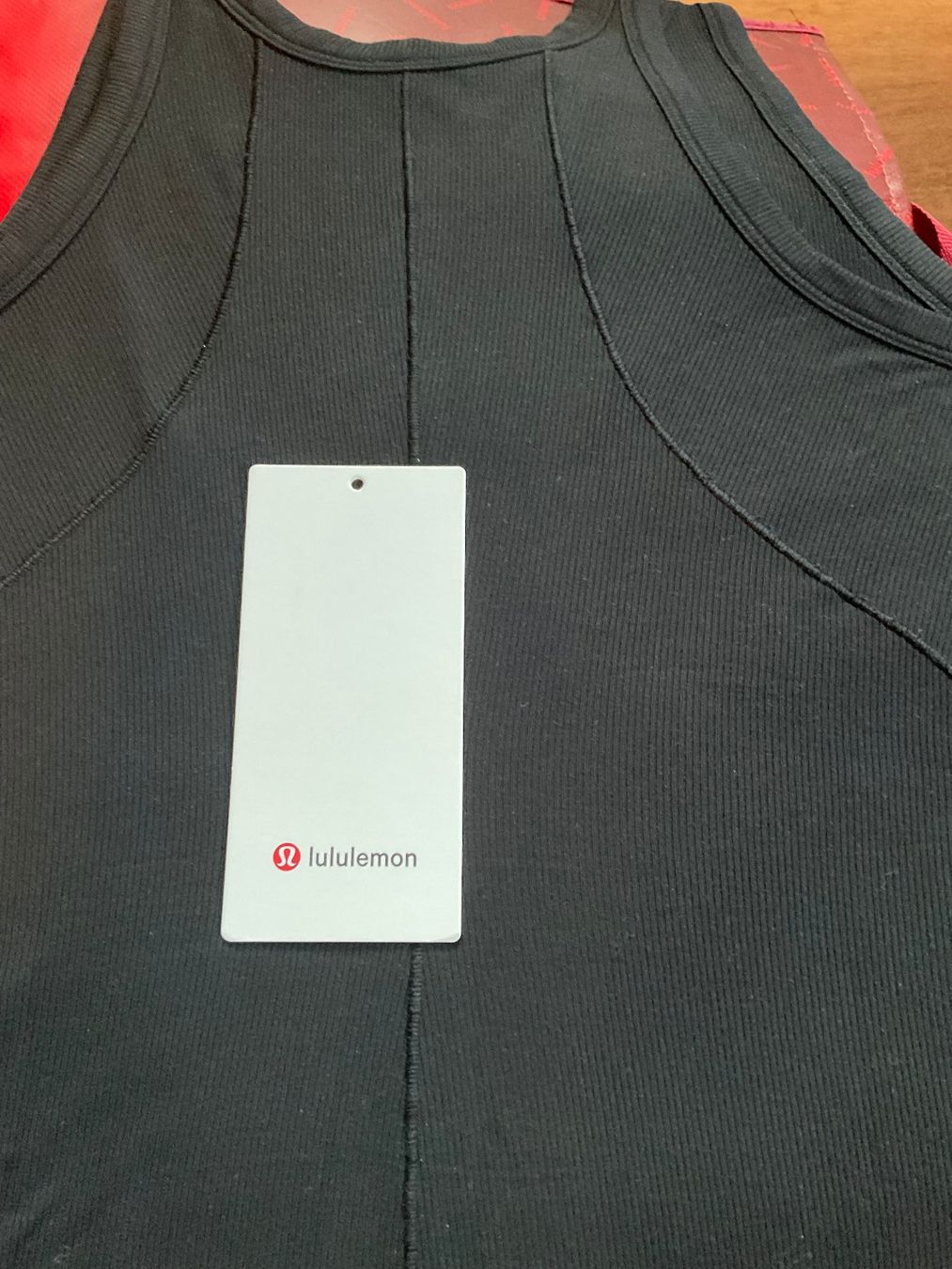 Lululemon Tops: Lululemon Full Day Ahead Tank Top – Gebraucht aus Wettingen von Hbeluga 4