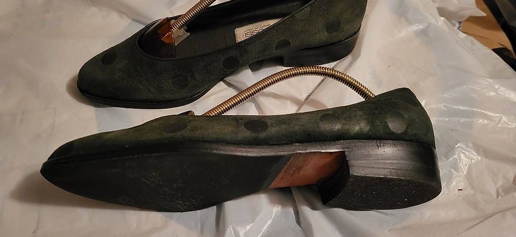 Sergio Rossi Scarpe da donna: VINTAGE Halbschuh Sergio Rossi Grösse 37.5 – Usato da Basel venduto da kri_wd99 2