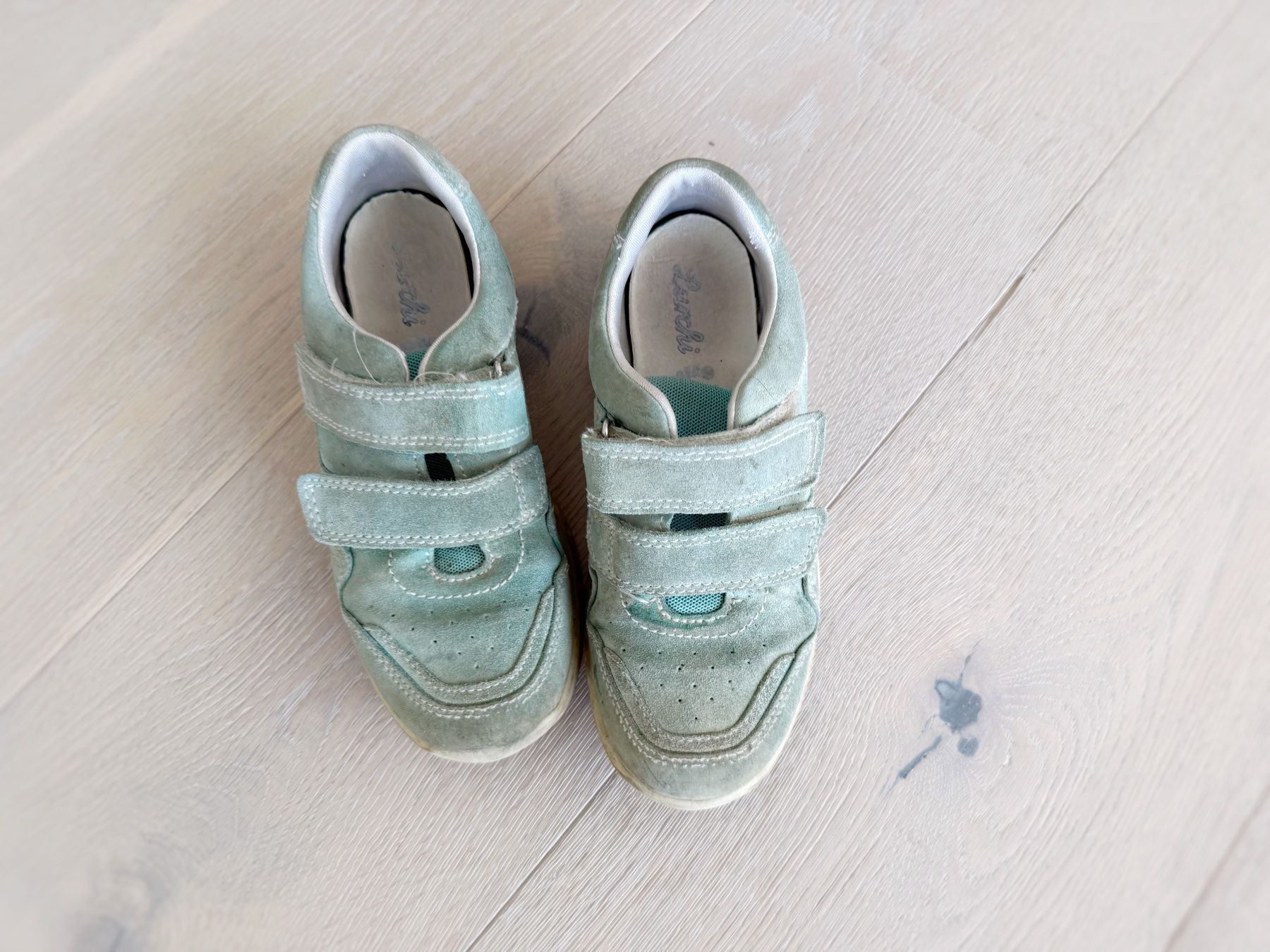 Scarpe per ragazze: Lurchi Sneaker Gr. 33 mit optischen Gebrauchsspuren – Usato da Eggenwil venduto da Lissi82 3