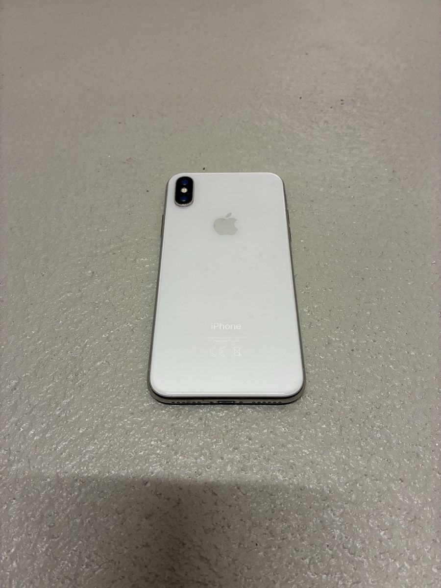Apple Telefoni cellulari / Smartphones: Apple iPhone X 64GB Weiss – Usato da Bürglen TG venduto da Koni95 2