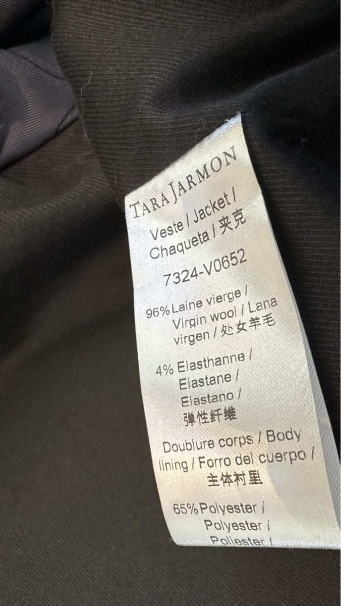 Tara Jarmon Giacche: Blazer Tara Jarmon – Nuovo (secondo la descrizione) da Neftenbach venduto da panam4 6