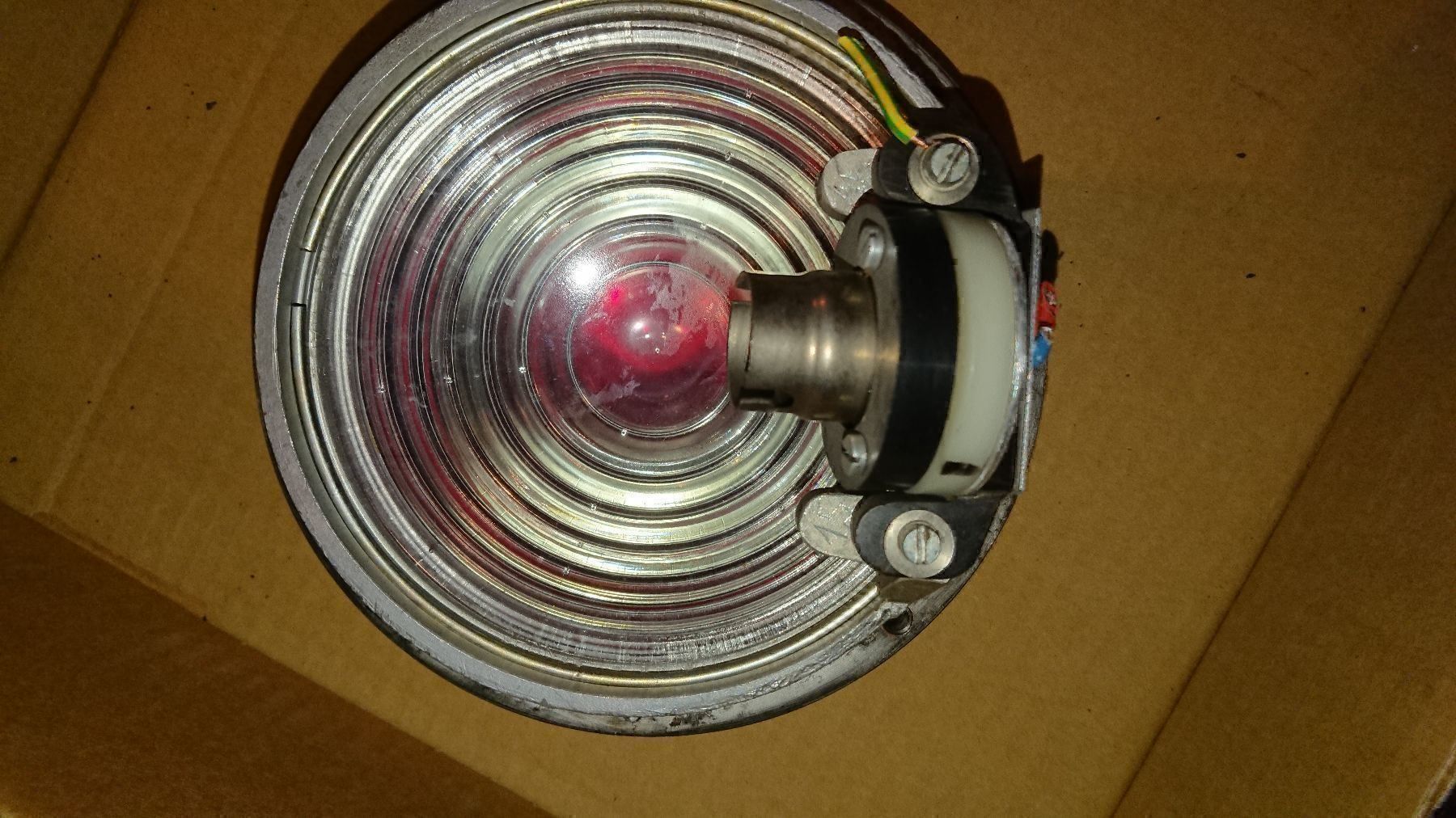 Lampen: Pièces Signal de voie – Gebraucht aus Cortaillod von signep 4