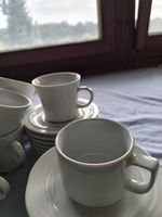 Langenthaler Kaffeetassen und Teller 