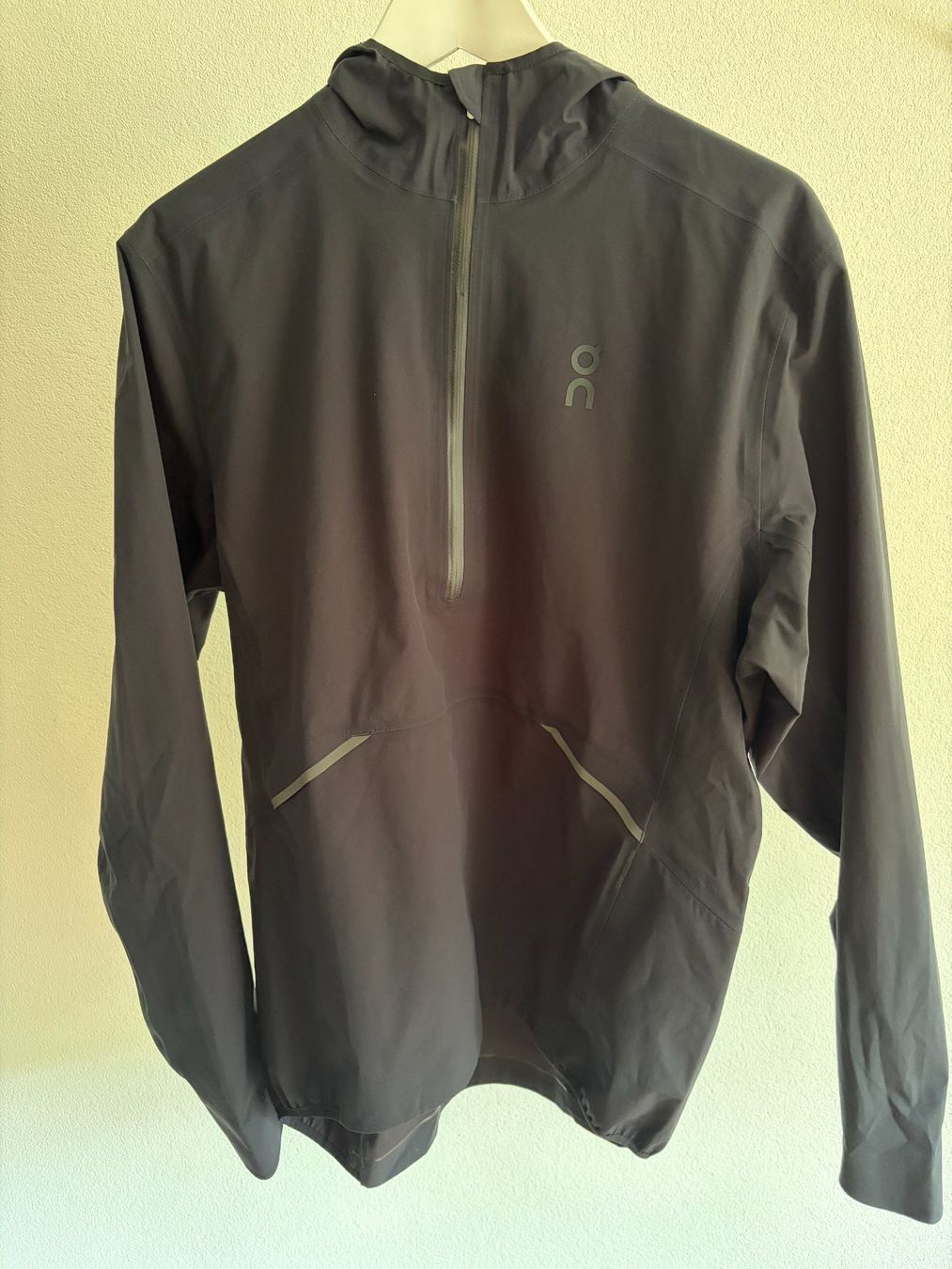 Giacche: ON WATERPROOF ANORAK MEN GRÖSSE S – Usato da Zürich venduto da jonny_s