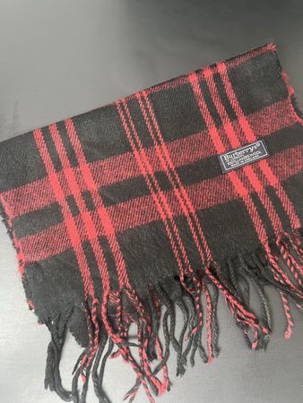 Echarpe Burberry carreaux rouge noir laine